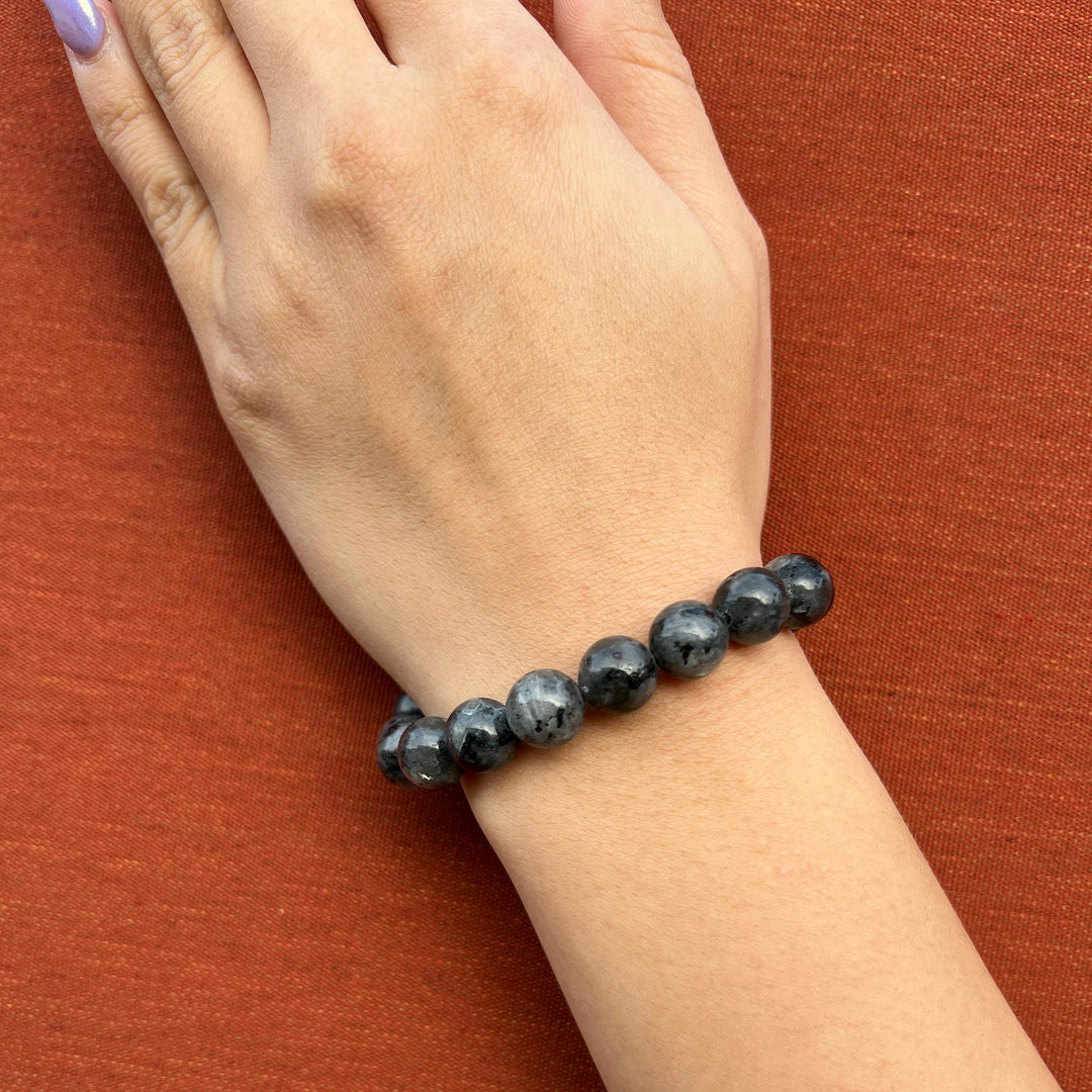 Black Labradorite Bracelet